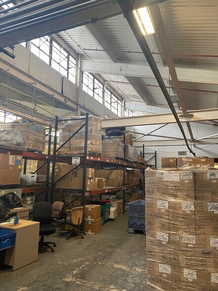 More Photos Of Line Street, Archbald Manufacturing For Sale