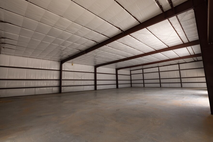 More Photos Of 3513 N Loop 336 W, Conroe Flex For Sale