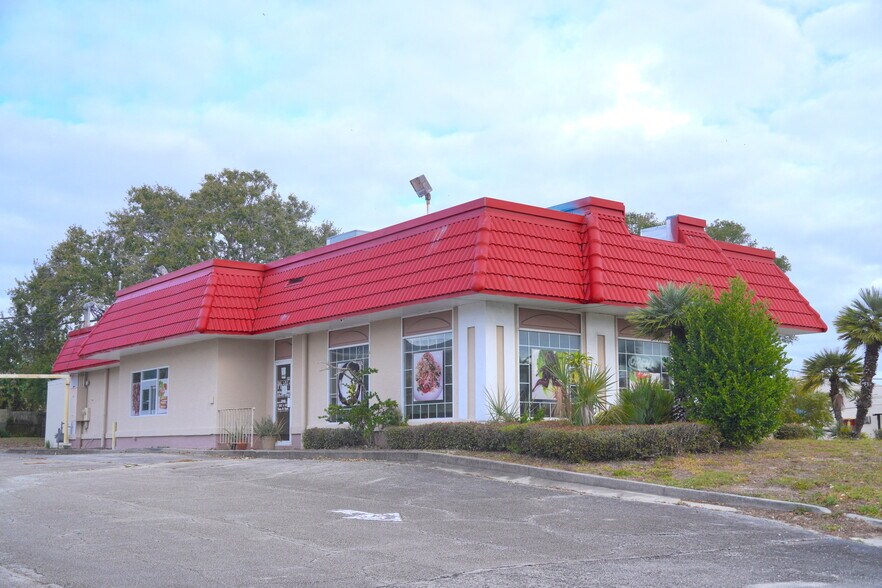 More Photos Of 938 Dixon blvd, Cocoa Restaurant For Sale
