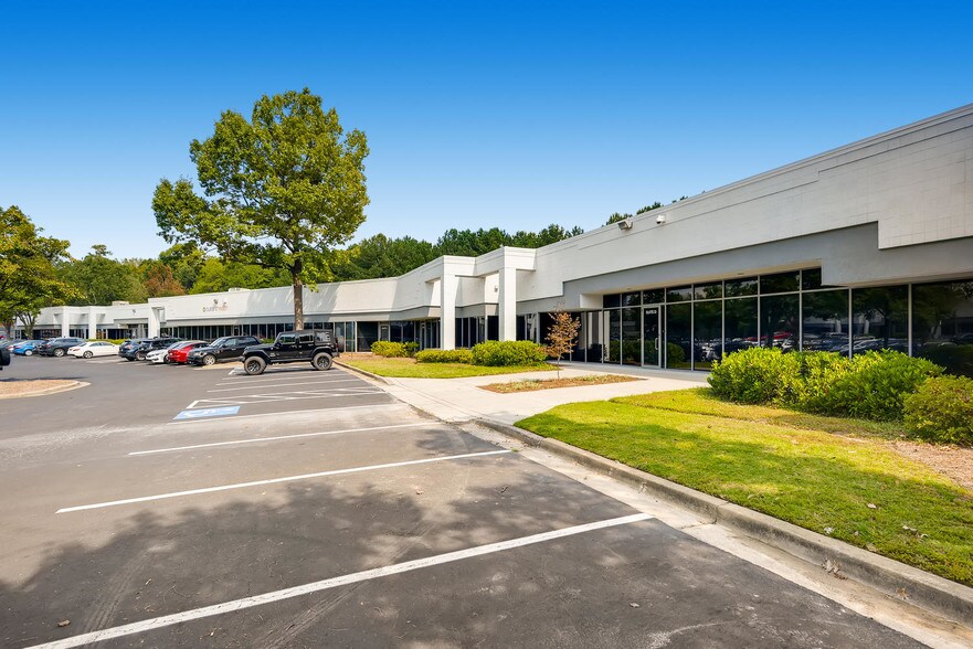 More Photos Of 300 Technology Ct SE, Smyrna Unknown For Lease