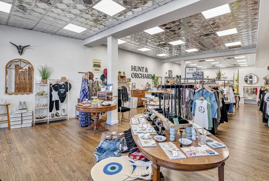 More Photos Of 146 Westwood Ave, Westwood Storefront For Lease