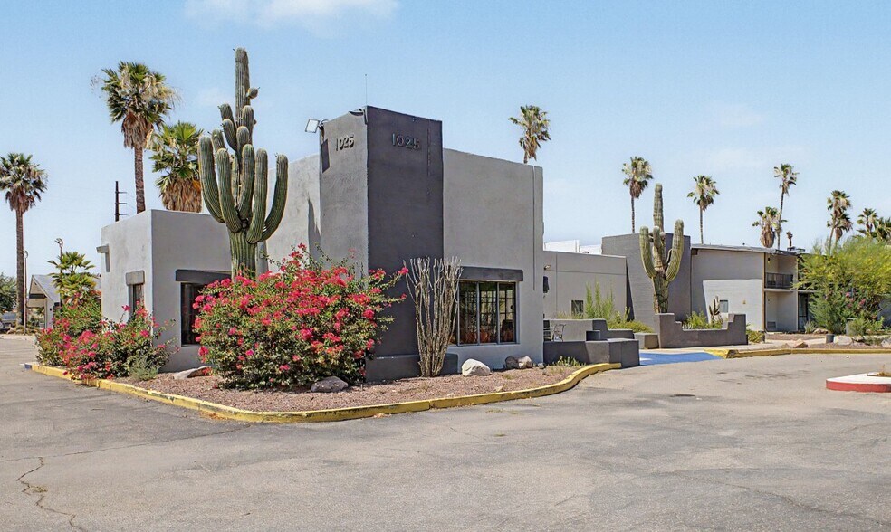 Primary Photo Of 1025 E Benson Hwy, Tucson Apartments For Sale
