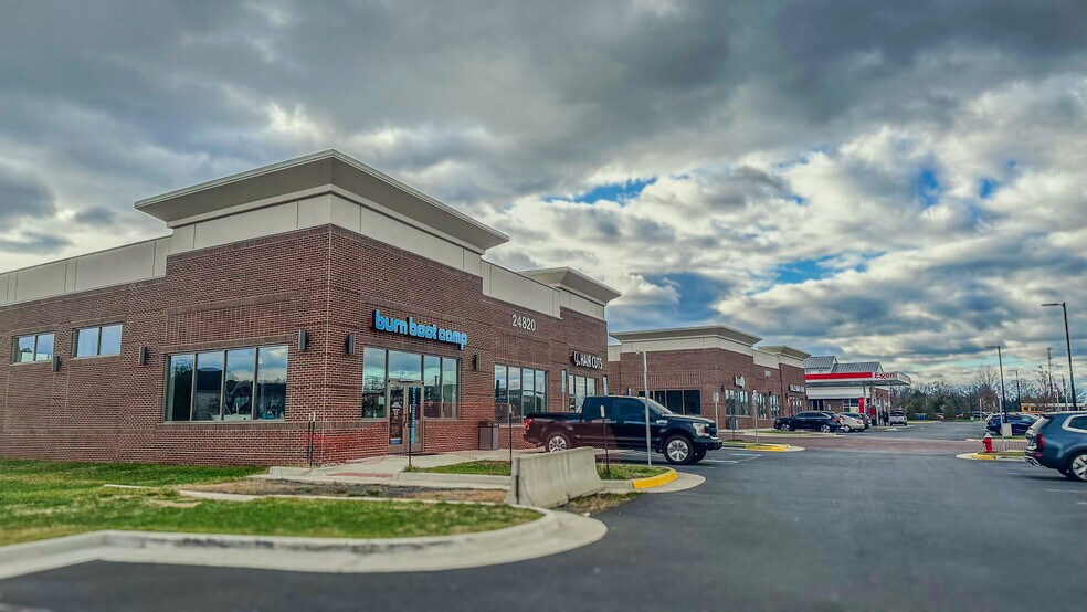 More Photos Of 24821 Community Corner Plz, Aldie Freestanding For Lease