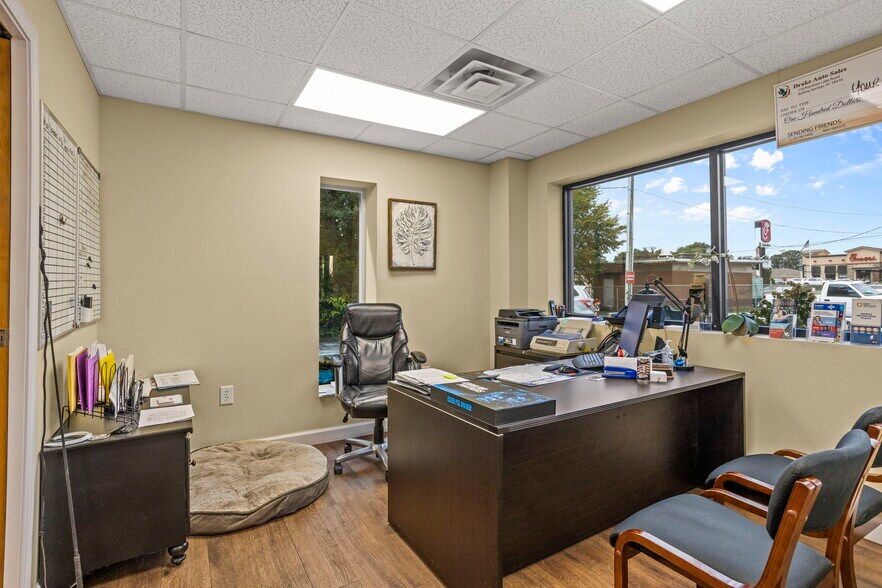 More Photos Of 118 Rainbow Lake Rd, Boiling Springs Auto Dealership For Sale