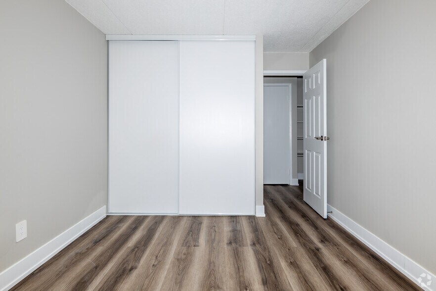 More Photos Of 112 Breckenridge Dr, Kitchener Apartments For Sale