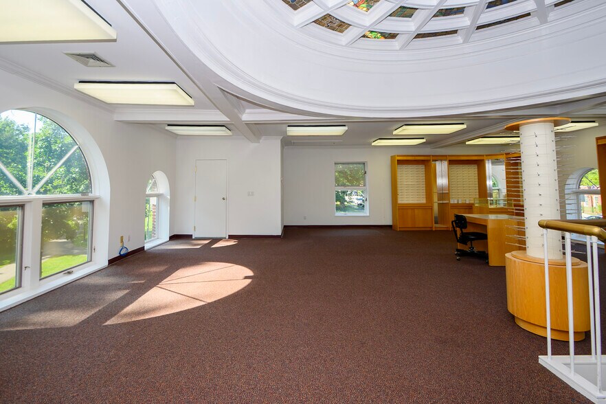 More Photos Of 213 Chestnut St, Nutley Office For Sale
