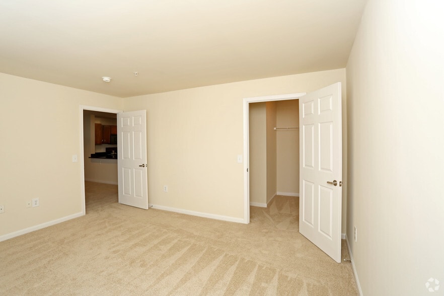 More Photos Of 10095 Washington Blvd, Laurel Apartments For Lease