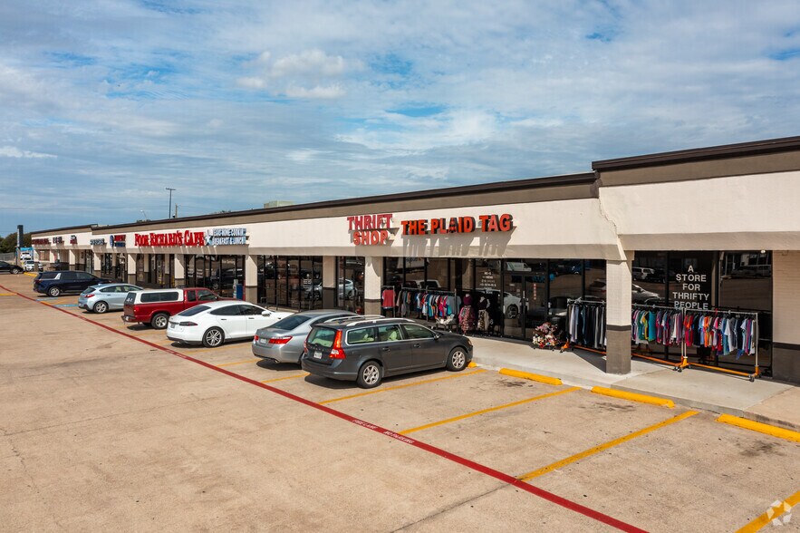 More Photos Of 2400-2496 K Ave, Plano Unknown For Lease