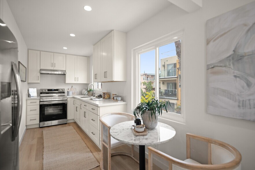 More Photos Of 801-809 Liverpool Ct, San Diego Apartments For Sale