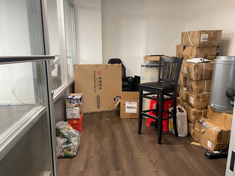 More Photos Of 33-70 Prince St, Flushing Multifamily For Sale