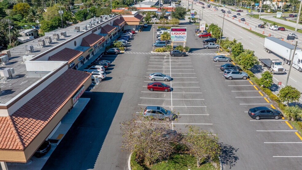 More Photos Of 5750-5784 Okeechobee Blvd, West Palm Beach Unknown For Lease