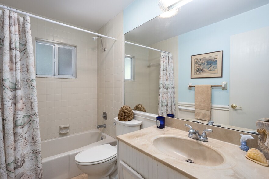 More Photos Of 312 Wavecrest Ave, Indialantic Multifamily For Sale