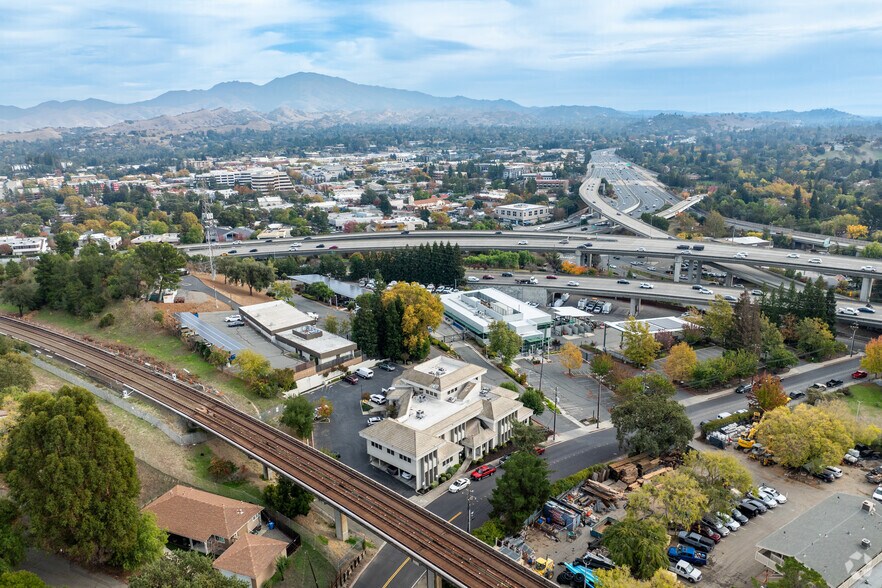 More Photos Of 1270 Springbrook Rd, Walnut Creek Office For Lease