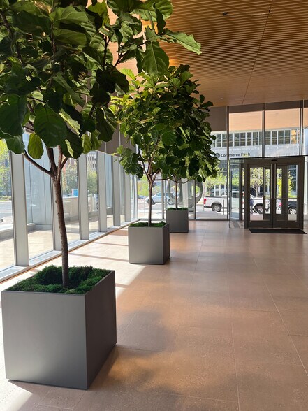 More Photos Of 8001 Forsyth Blvd, Saint Louis Office For Lease