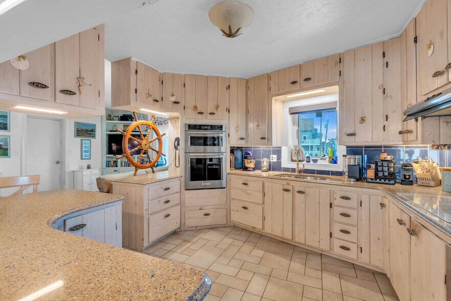 More Photos Of 1008 Ocean Ave, Point Pleasant Beach Hotel For Sale