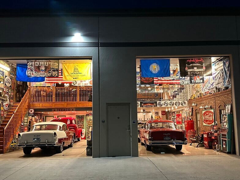 More Photos Of 9181 Commerce Center Cir, Highlands Ranch Self Storage For Sale