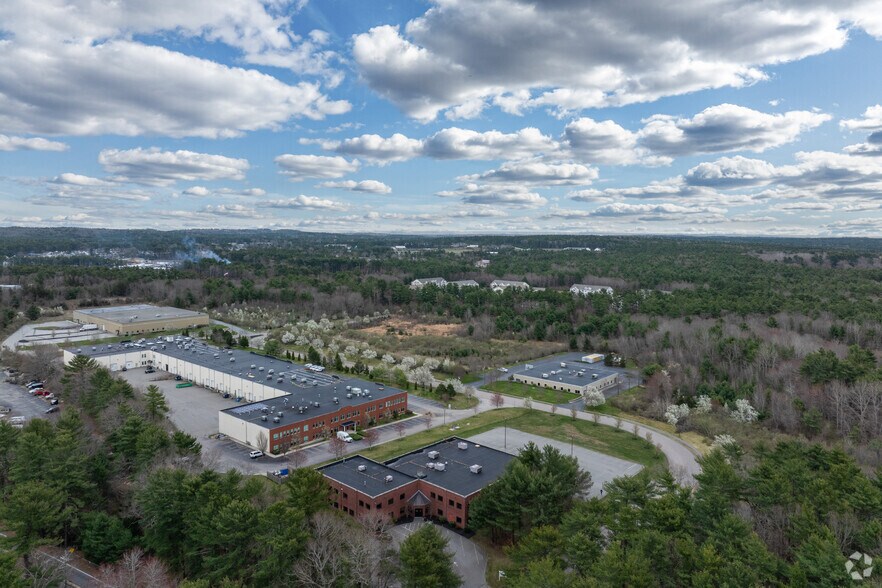 More Photos Of 20 Winter St, Pembroke Office For Sale