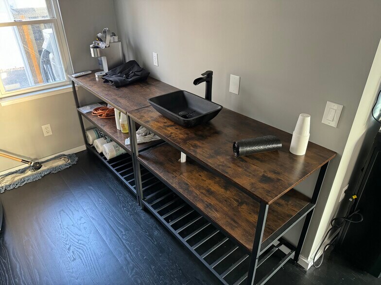 More Photos Of 57 New Haven Rd, Seymour Storefront For Lease