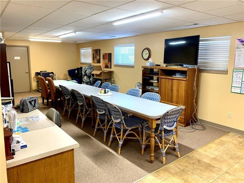 More Photos Of 3904 Beck Rd, Saint Joseph Medical For Lease