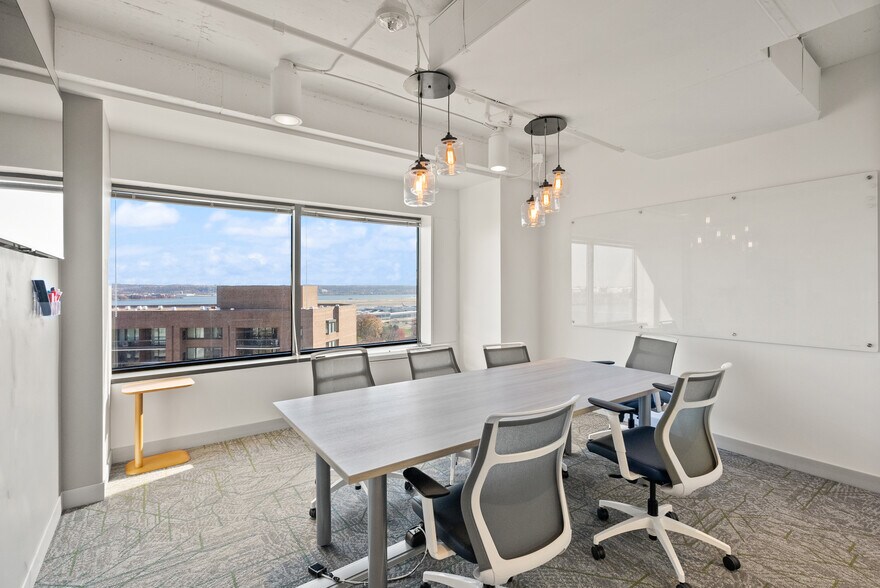 More Photos Of 1550 Crystal Dr, Arlington Office For Lease