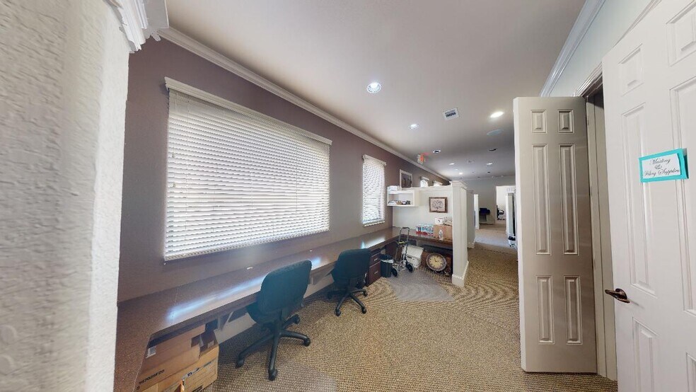 More Photos Of 5507 Louetta Rd, Spring Medical For Sale