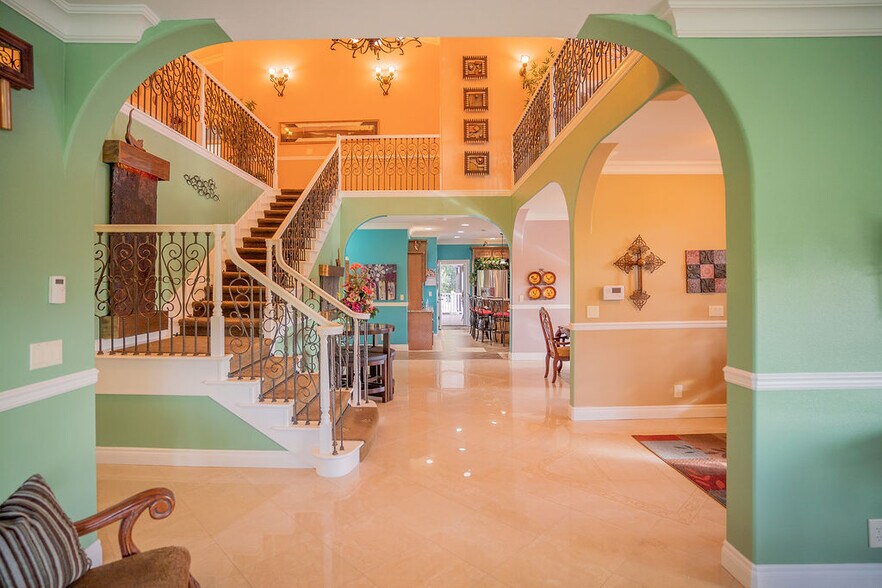 More Photos Of 455 Division St, Fairbanks Specialty For Sale