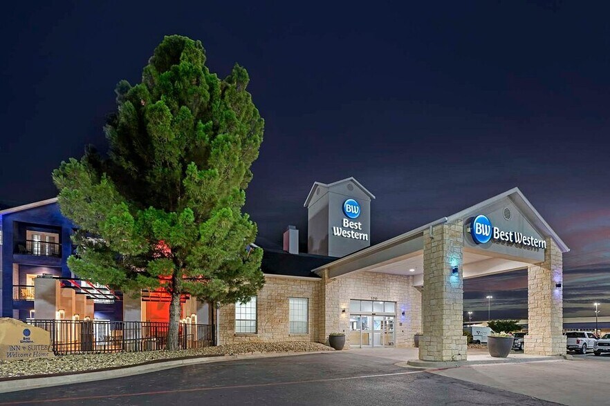 More Photos Of 5310 Englewood Ave, Lubbock Hotel For Sale