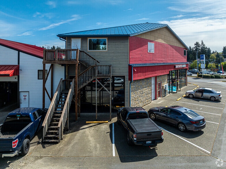 More Photos Of 12704 Meridian Ave E, Puyallup Freestanding For Lease