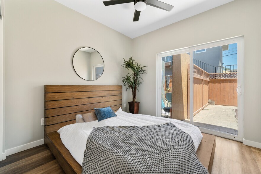 More Photos Of 4924-4926 Iroquois Ave, San Diego Specialty For Sale