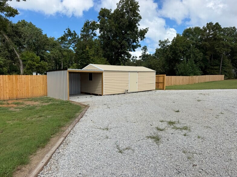 More Photos Of E McCarty St, Sandersville Manufactured Housing Mobile Home Park For Sale