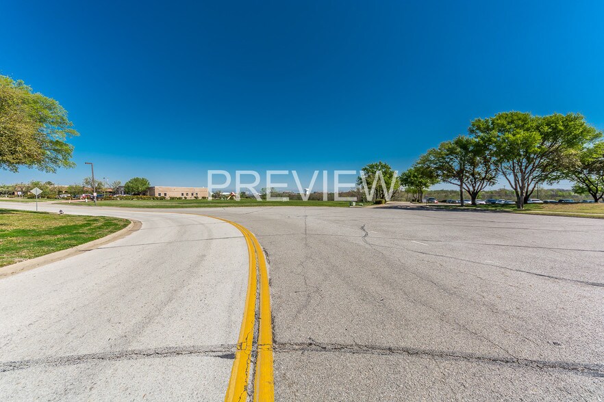 More Photos Of 2901 N Skyway Cir, Irving Land For Sale