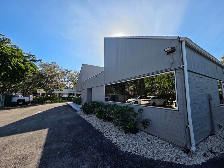 More Photos Of 6427 Lake Worth Rd, Greenacres Medical For Lease