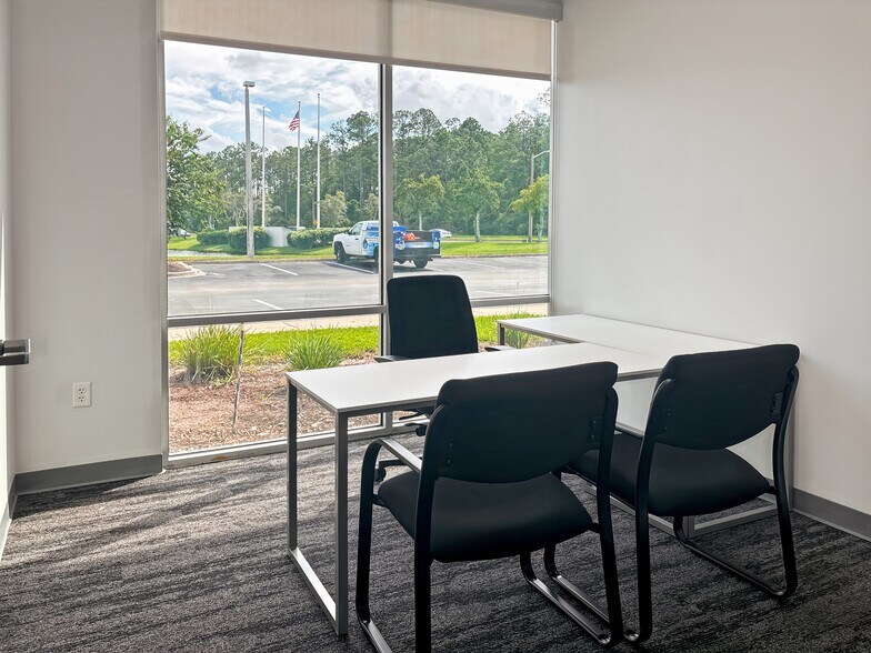 More Photos Of 1845 Town Center Blvd, Orange Park Coworking Space