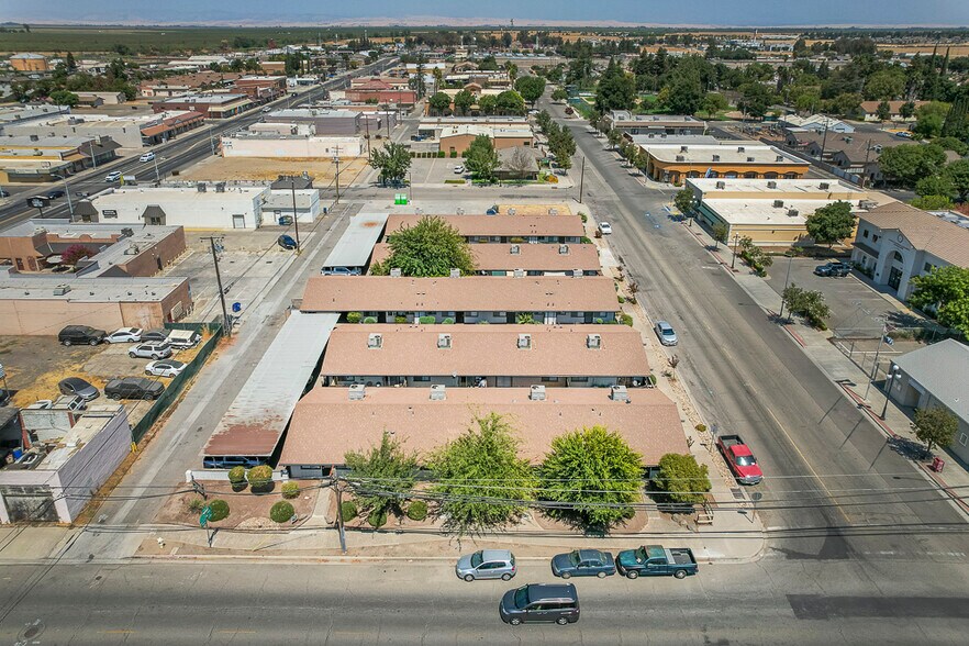 More Photos Of 408 Trinity Ave, Chowchilla Apartments For Sale