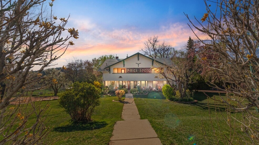 More Photos Of 295 N Main St, Glendale Hospitality For Sale