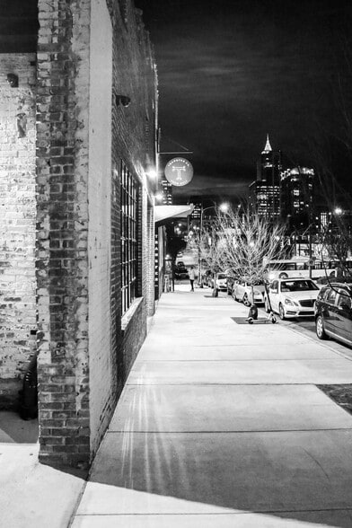 More Photos Of 500 E Davie St, Raleigh Restaurant For Lease