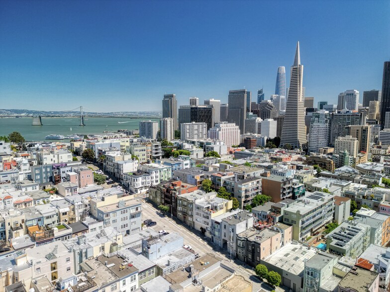 More Photos Of 447-451 Green St, San Francisco Apartments For Sale