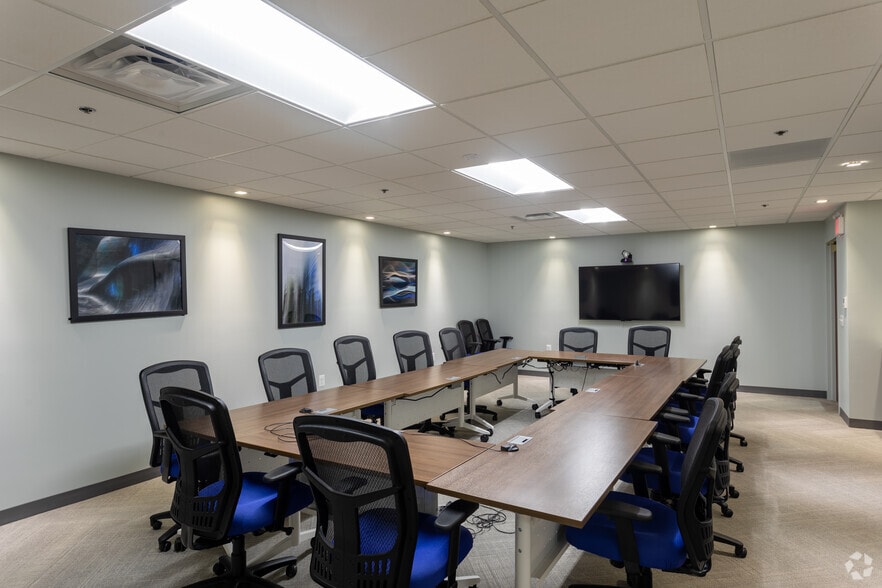 More Photos Of 2301 Research Blvd, Rockville Medical For Lease