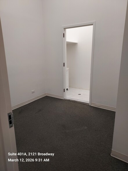 More Photos Of 2121-2127 Broadway, New York Office For Sale