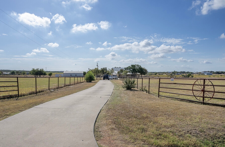 Primary Photo Of 1833 County Road 305, Jarrell Land For Sale