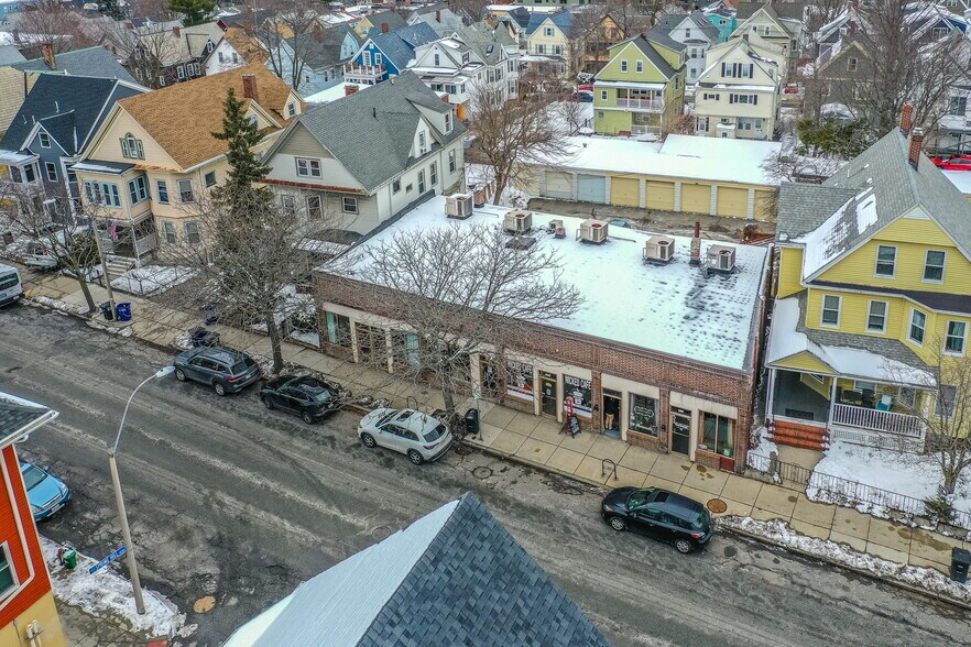 More Photos Of 201 B Highland ave, Somerville General Retail For Lease