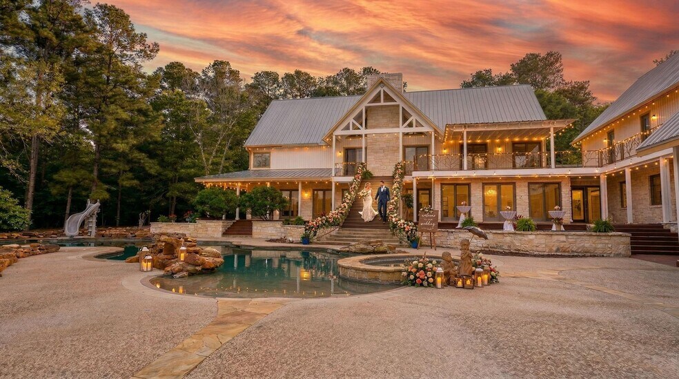 More Photos Of 43 Pool Rd, Richards Specialty For Sale