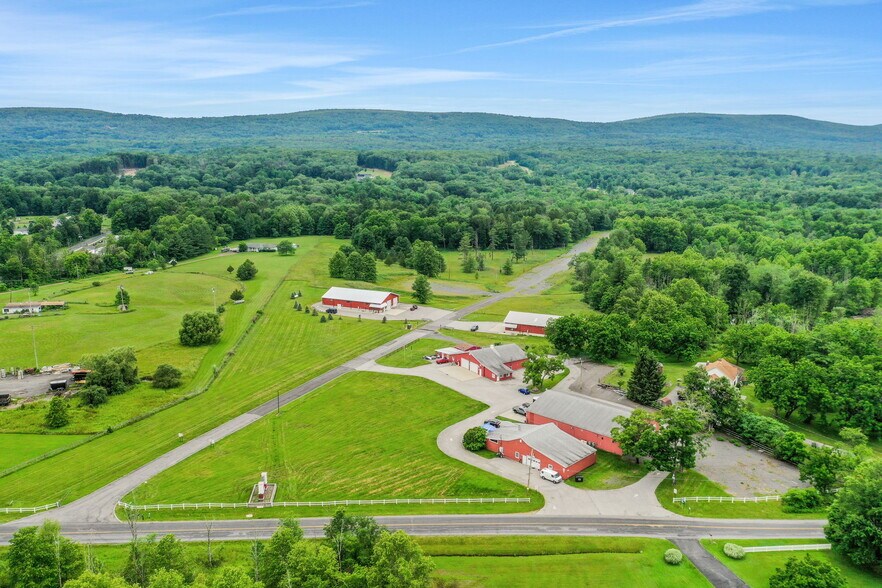 More Photos Of 269 Stone Schoolhouse Rd, Bloomingburg Warehouse For Sale