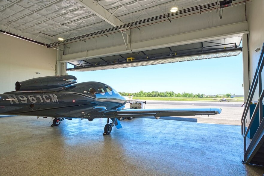 More Photos Of 741 Airport Rd, Winchester Airplane Hangar For Sale