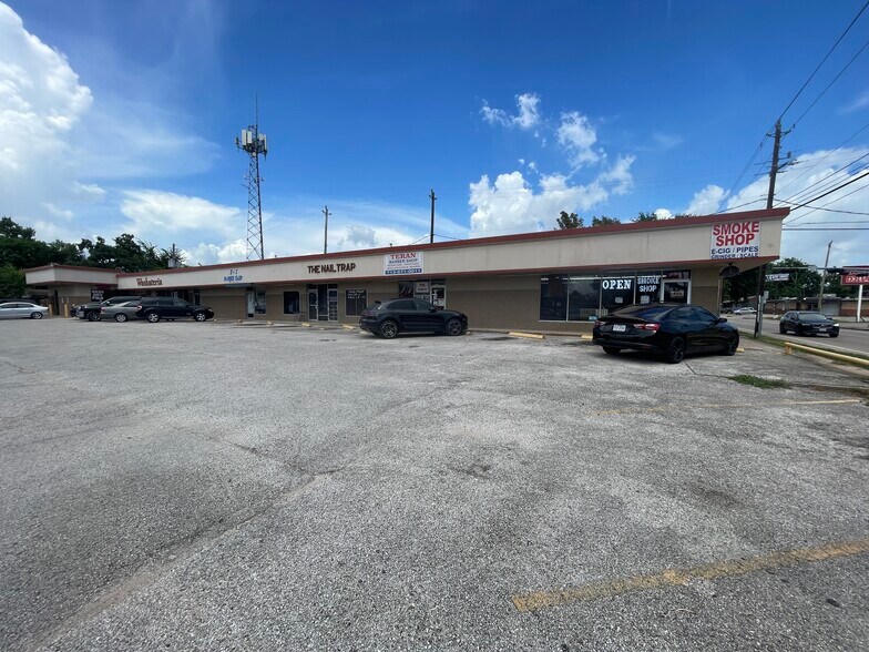 Primary Photo Of 655 Rouse St, Houston Storefront For Sale