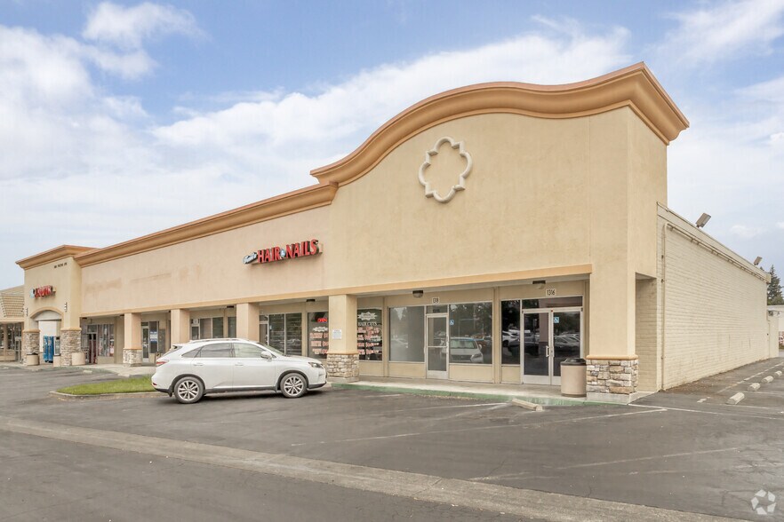 More Photos Of 1310-1354 Fulton Ave, Sacramento Unknown For Lease
