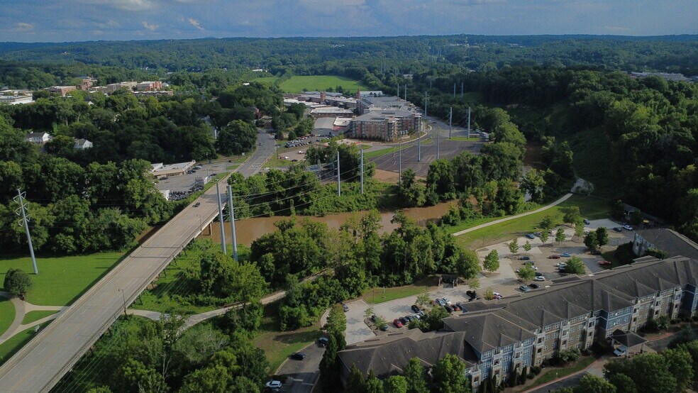 More Photos Of 264 Marietta Hwy, Canton Office For Sale