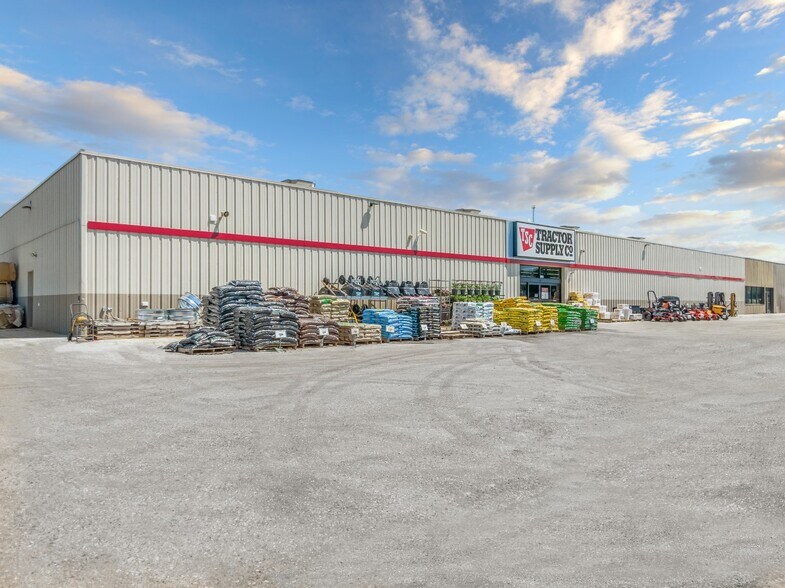 More Photos Of 1202 4th Ave S, Wahpeton Freestanding For Sale