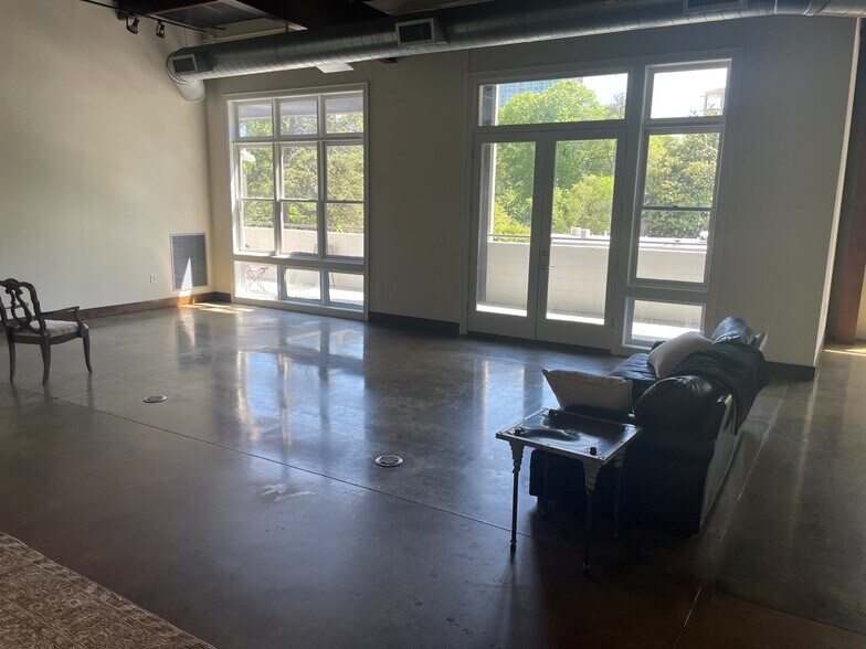 More Photos Of 1486 Mecaslin St NW, Atlanta Office For Lease