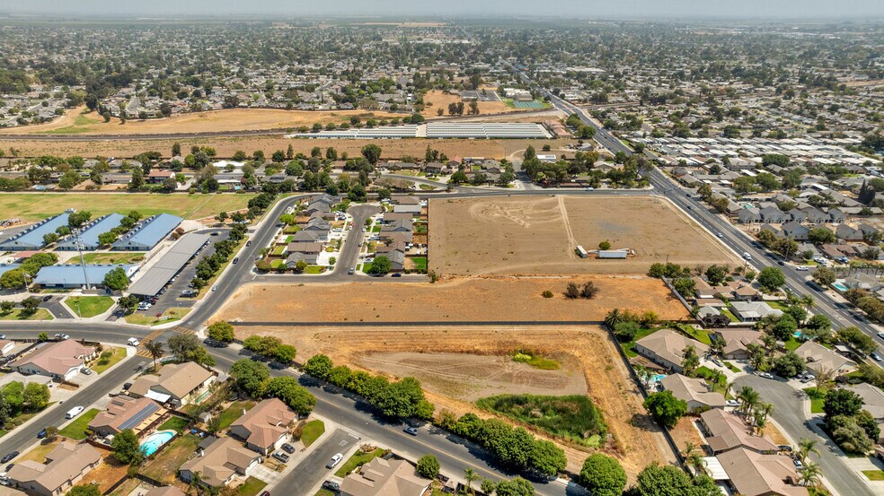 More Photos Of 1400 W Berkshire Way, Hanford Land For Sale